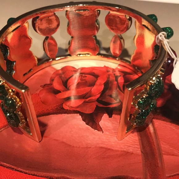 Authentic Betsy Johnson Cuff Bracelet New with tag - Picture 11 of 14